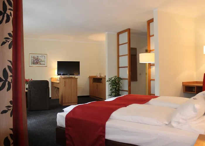 Ambassador Hotel 3*